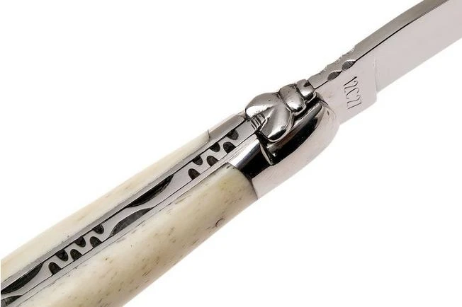 Laguiole En Aubrac Classic 12cm White Bone L0212OSI-FSI1 Laguiole En Aubrac Classic 12cm White Bone L0212OSI-FSI1 -Gentleman’s Knives Popular Shop AUL0212OSI FSI1 06 laguiole en aubrac aul0212osi fsi1 06